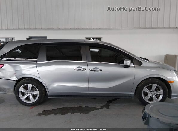 5FNRL6H7XJB107921 2018 HONDA ODYSSEY Silver Вид задньої частини салону