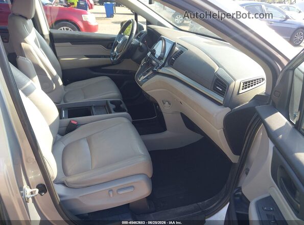 5FNRL6H7XKB027505 2019 HONDA ODYSSEY Silver Вид салону спереду
