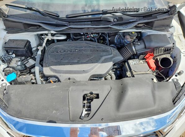 5FNRL6H80RB016693 2024 HONDA ODYSSEY White Engine compartment view