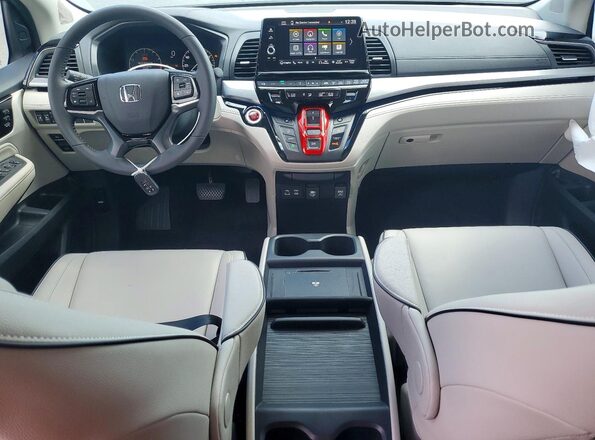 5FNRL6H81TB033817 2026 HONDA ODYSSEY Blue Widok deski rozdzielczej