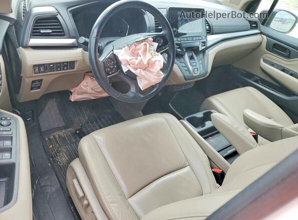 5FNRL6H82LB024267 2020 HONDA ODYSSEY Белый Вид панели приборов