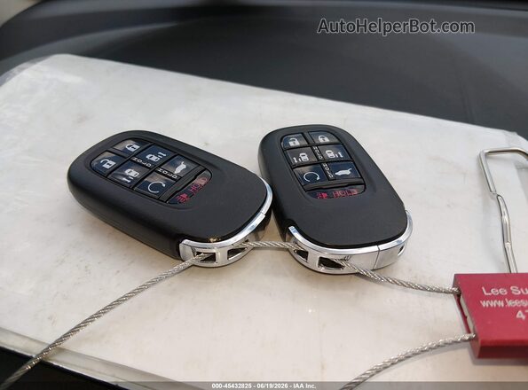 5FNRL6H82TB030053 2026 HONDA ODYSSEY White Widok deski rozdzielczej