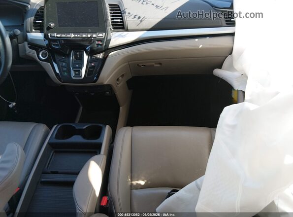 5FNRL6H83PB024834 2023 HONDA ODYSSEY Red Вид салону спереду
