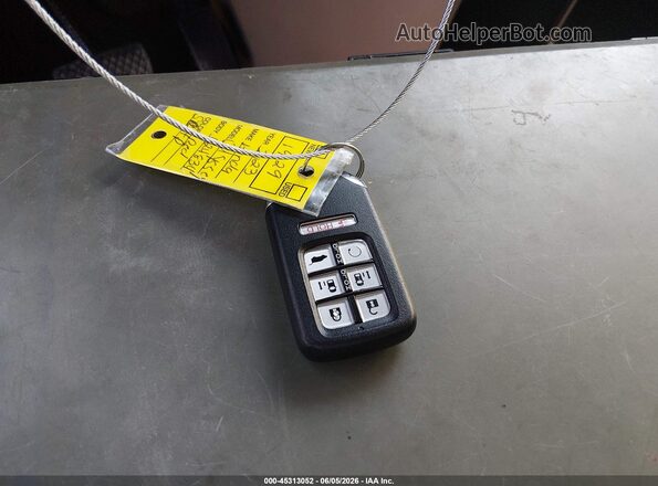 5FNRL6H83PB024834 2023 HONDA ODYSSEY Red Вид панелі приладів