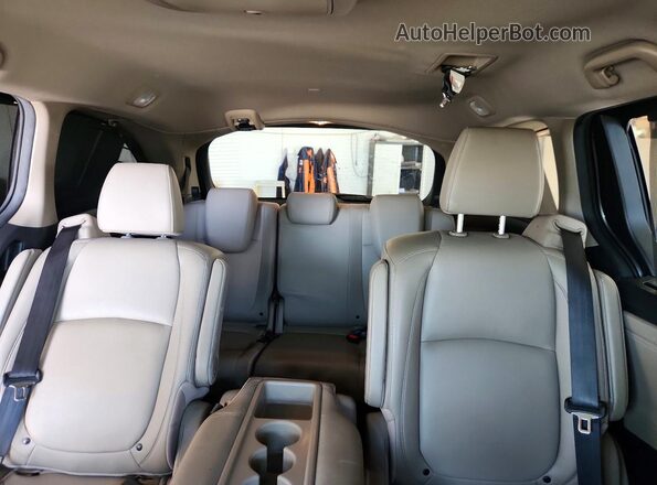 5FNRL6H85JB055476 2018 HONDA ODYSSEY Gray 