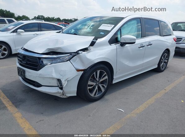 5FNRL6H85RB019010 2024 HONDA ODYSSEY White Vista tres cuartos delantera izquierda