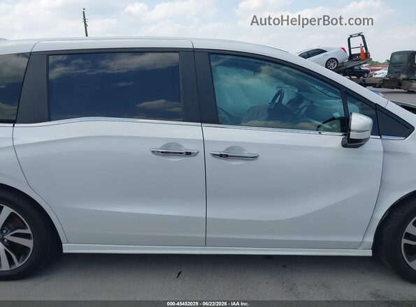 5FNRL6H85RB019010 2024 HONDA ODYSSEY White Vista interior de 360 grados
