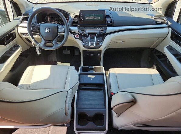 5FNRL6H85TB001100 2026 HONDA ODYSSEY Серый Вид панели приборов