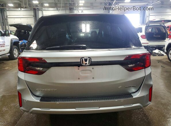 5FNRL6H87TB039461 2026 HONDA ODYSSEY Silver Հետևի տեսք
