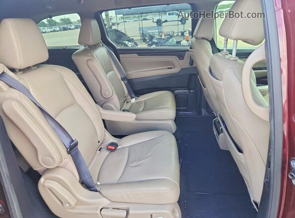 5FNRL6H88JB000603 2018 HONDA ODYSSEY Red 