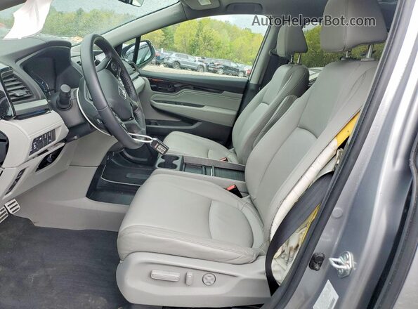 5FNRL6H89RB049983 2024 HONDA ODYSSEY Серый Вид салона спереди