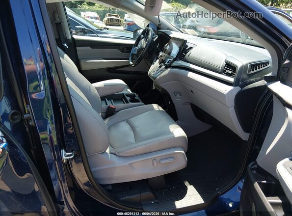 5FNRL6H8XJB037278 2018 HONDA ODYSSEY Blue Widok wnętrza z przodu