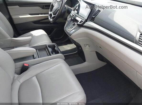 5FNRL6H8XJB040391 2018 HONDA ODYSSEY Gray Widok wnętrza z przodu
