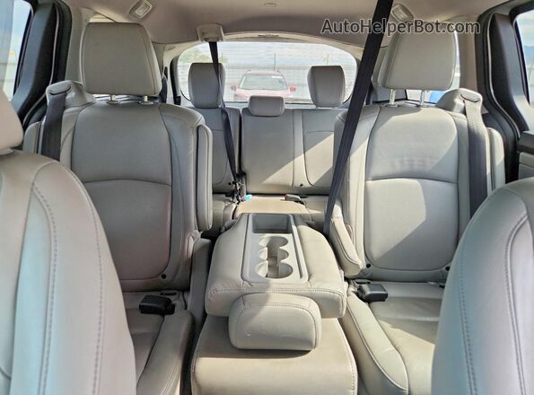 5FNRL6H8XKB078107 2019 HONDA ODYSSEY Silver Vista de los asientos traseros