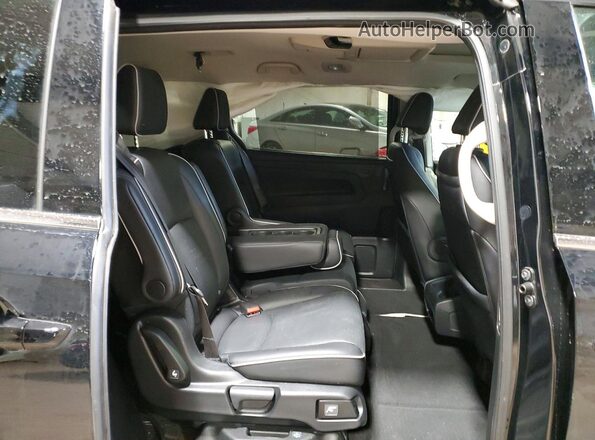 5FNRL6H90SB011010 2025 HONDA ODYSSEY Silver Вид задньої частини салону