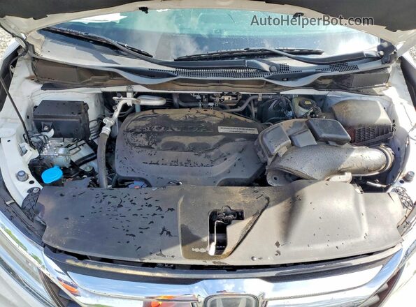5FNRL6H92LB058203 2020 HONDA ODYSSEY White Rear interior view