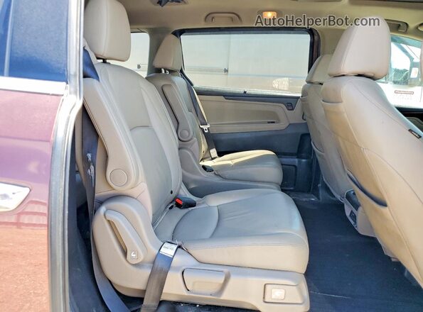 5FNRL6H93JB049717 2018 HONDA ODYSSEY Maroon Rear interior view