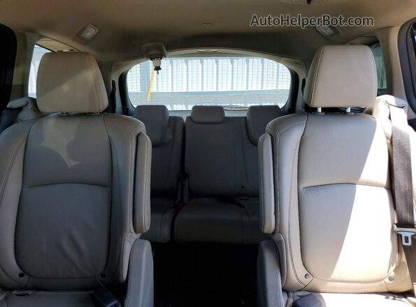 5FNRL6H93JB049717 2018 HONDA ODYSSEY Maroon Rear seats view