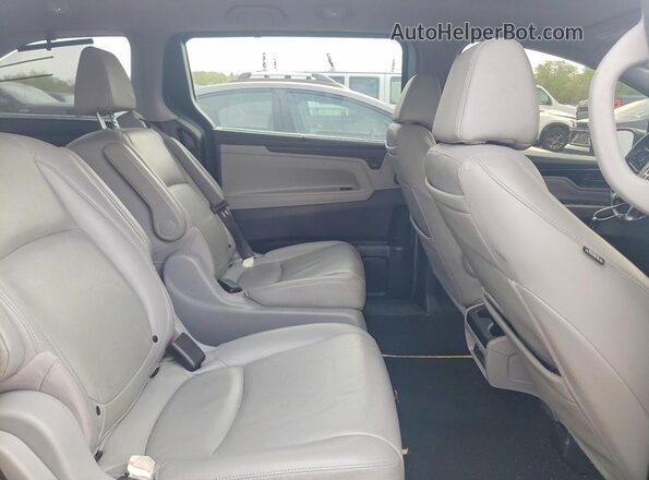 5FNRL6H94JB040668 2018 HONDA ODYSSEY Серебряный 
