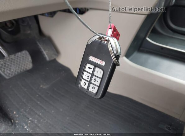 5FNRL6H96JB111062 2018 HONDA ODYSSEY Gray Vista del salpicadero