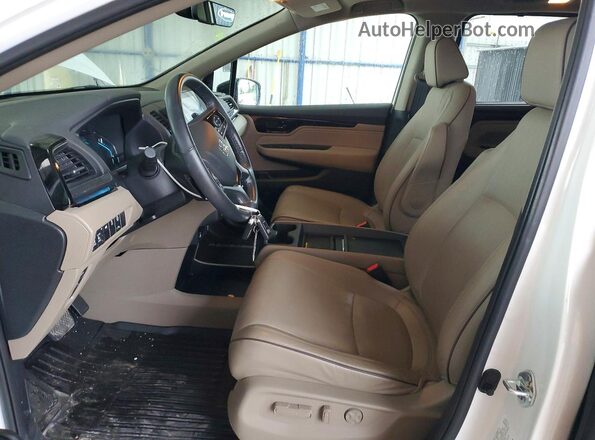 5FNRL6H96RB000653 2024 HONDA ODYSSEY White Սալոնի դիմացի տեսք