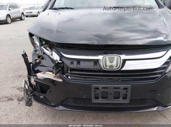 5FNRL6H97JB099746 2018 HONDA ODYSSEY Black Widok z przodu
