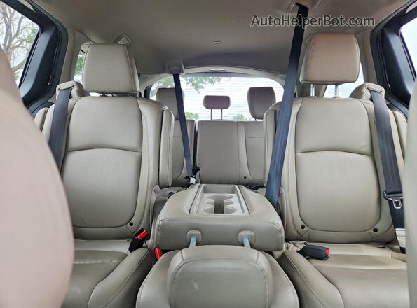 5FNRL6H97KB059975 2019 HONDA ODYSSEY Burgundy Vista de los asientos traseros