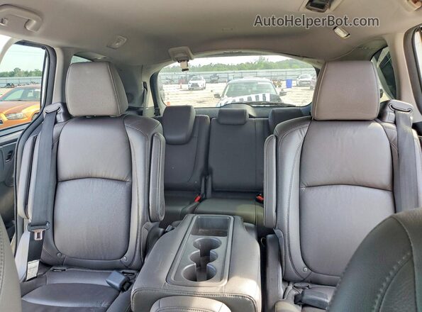 5FNRL6H97LB010728 2020 HONDA ODYSSEY White Rear seats view