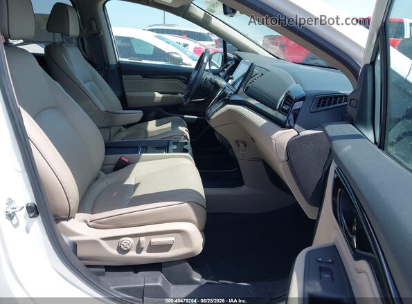 5FNRL6H99PB066076 2023 HONDA ODYSSEY White Widok wnętrza z przodu