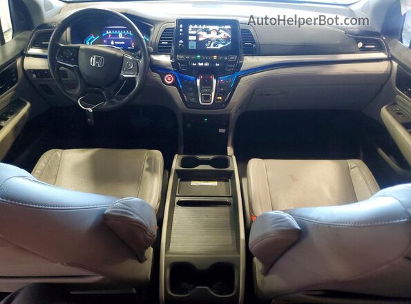 5FNRL6H9XJB099501 2018 HONDA ODYSSEY Silver Dashboard view