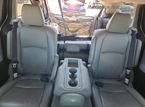 5FNRL6H9XKB101328 2019 HONDA ODYSSEY Silver Հետևի նստատեղերի տեսք