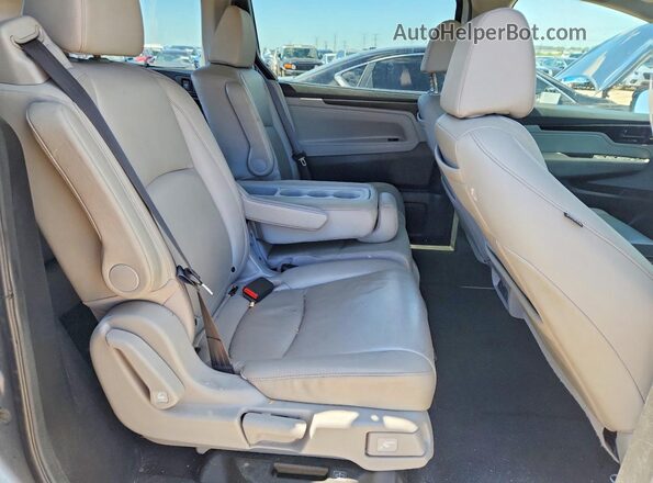5FNRL6H9XKB101328 2019 HONDA ODYSSEY Silver Սալոնի հետևի տեսք