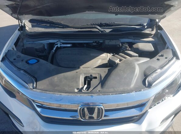 5FNYF5H11LB028293 2020 HONDA PILOT White Вид ззаду