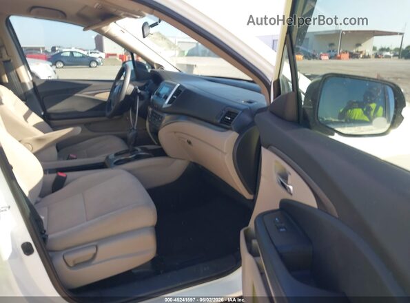 5FNYF5H19HB038593 2017 HONDA PILOT Белый Вид салона спереди