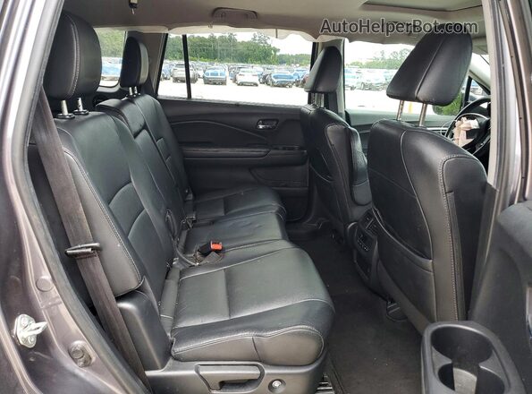 5FNYF5H2XMB008537 2021 HONDA PILOT Gray Widok wnętrza z tyłu