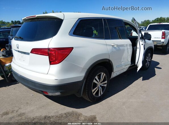 5FNYF5H35JB014282 2018 HONDA PILOT White Задня права чверть