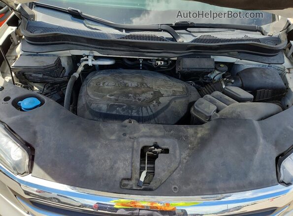 5FNYF5H37JB009309 2018 HONDA PILOT White Շարժիչի բաժամունքի տեսք