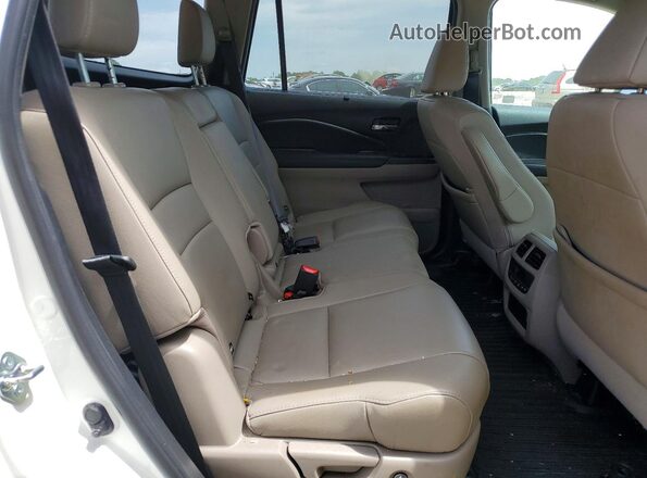 5FNYF5H53KB012002 2019 HONDA PILOT White Rear interior view