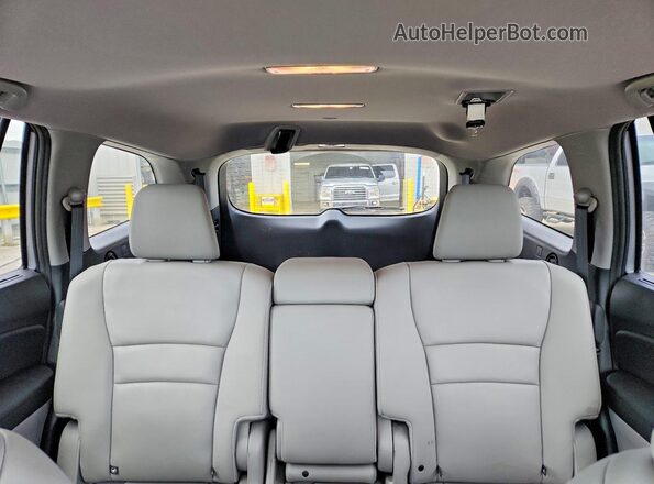 5FNYF5H54KB004295 2019 HONDA PILOT Silver 