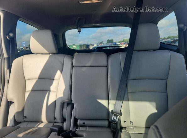 5FNYF5H55KB034888 2019 HONDA PILOT Gray Vista de los asientos traseros