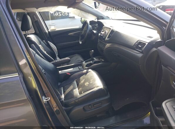 5FNYF5H58JB030865 2018 HONDA PILOT Серый Вид салона спереди