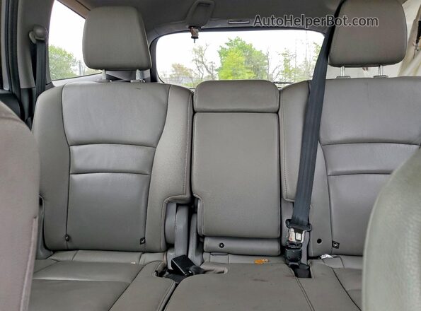5FNYF5H5XLB005694 2020 HONDA PILOT Silver 