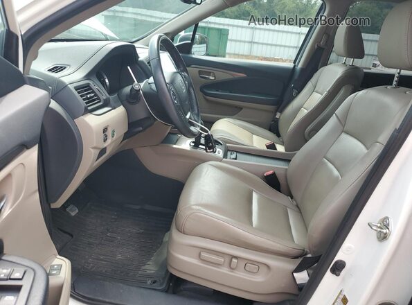 5FNYF5H71HB009979 2017 HONDA PILOT White წინა სალონის ხედი