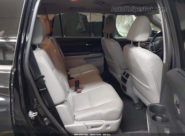 5FNYF5H90JB021936 2018 HONDA PILOT Black VIN կոդի պիտակի տեսք