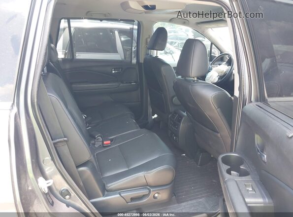 5FNYF5H98MB000322 2021 HONDA PILOT Gray VIN կոդի պիտակի տեսք