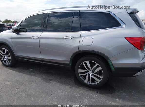 5FNYF6H00HB047261 2017 HONDA PILOT Silver 