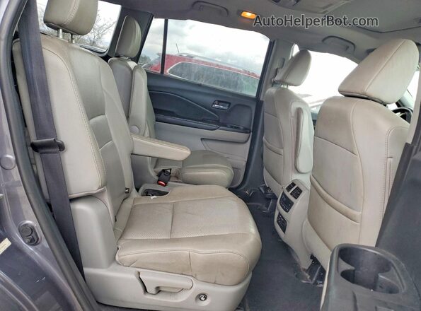 5FNYF6H01GB093700 2016 HONDA PILOT Gray Vista interior trasera