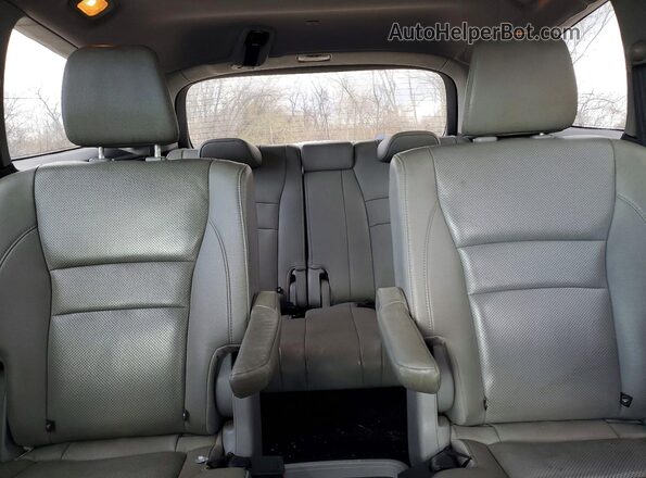 5FNYF6H01GB093700 2016 HONDA PILOT Gray Vista de los asientos traseros
