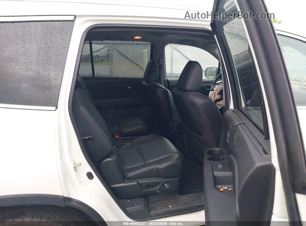 5FNYF6H01HB050072 2017 HONDA PILOT White VIN sticker view