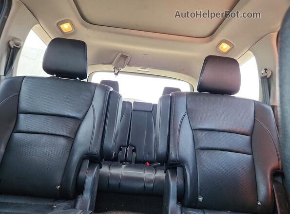 5FNYF6H01HB105362 2017 HONDA PILOT Black Vista de los asientos traseros